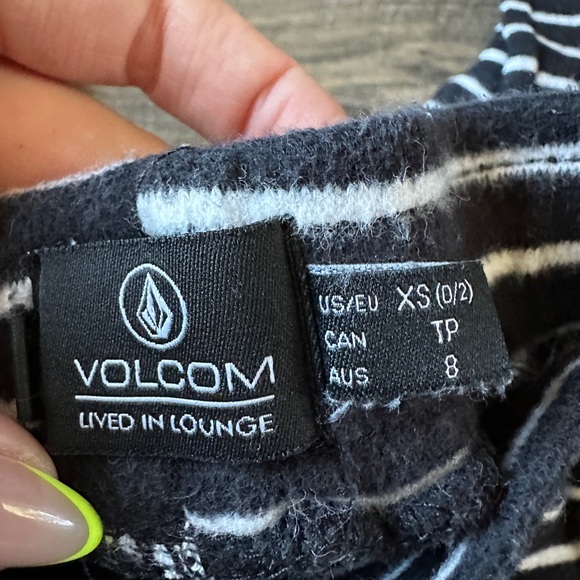 Volcom joggers - Picture 2 of 2